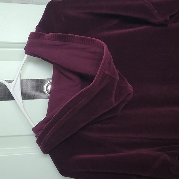 Hoodie - Picture 2 of 4